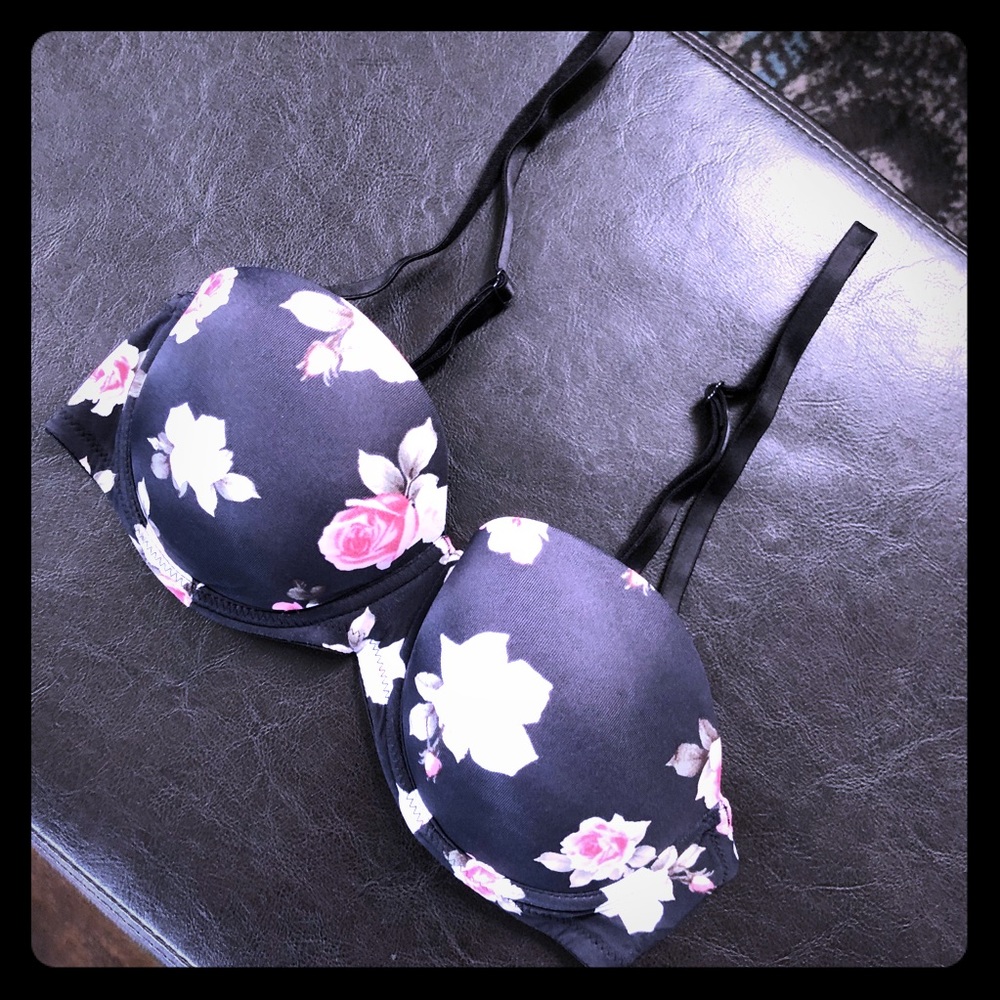 PINK VS Strapless Push-ups Bra size 34B